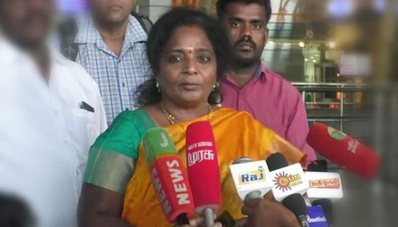 tamilisai soundararajan fights with his son for bjp down comment