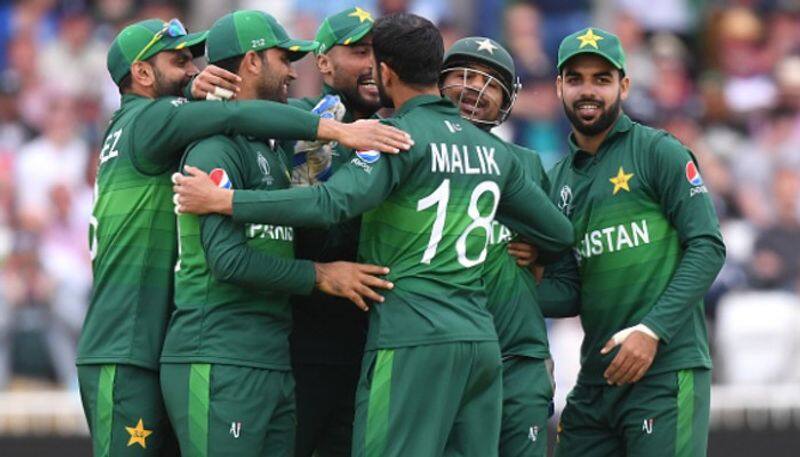 wasim akram advice to pakistan team ahead of india match in world cup 2019