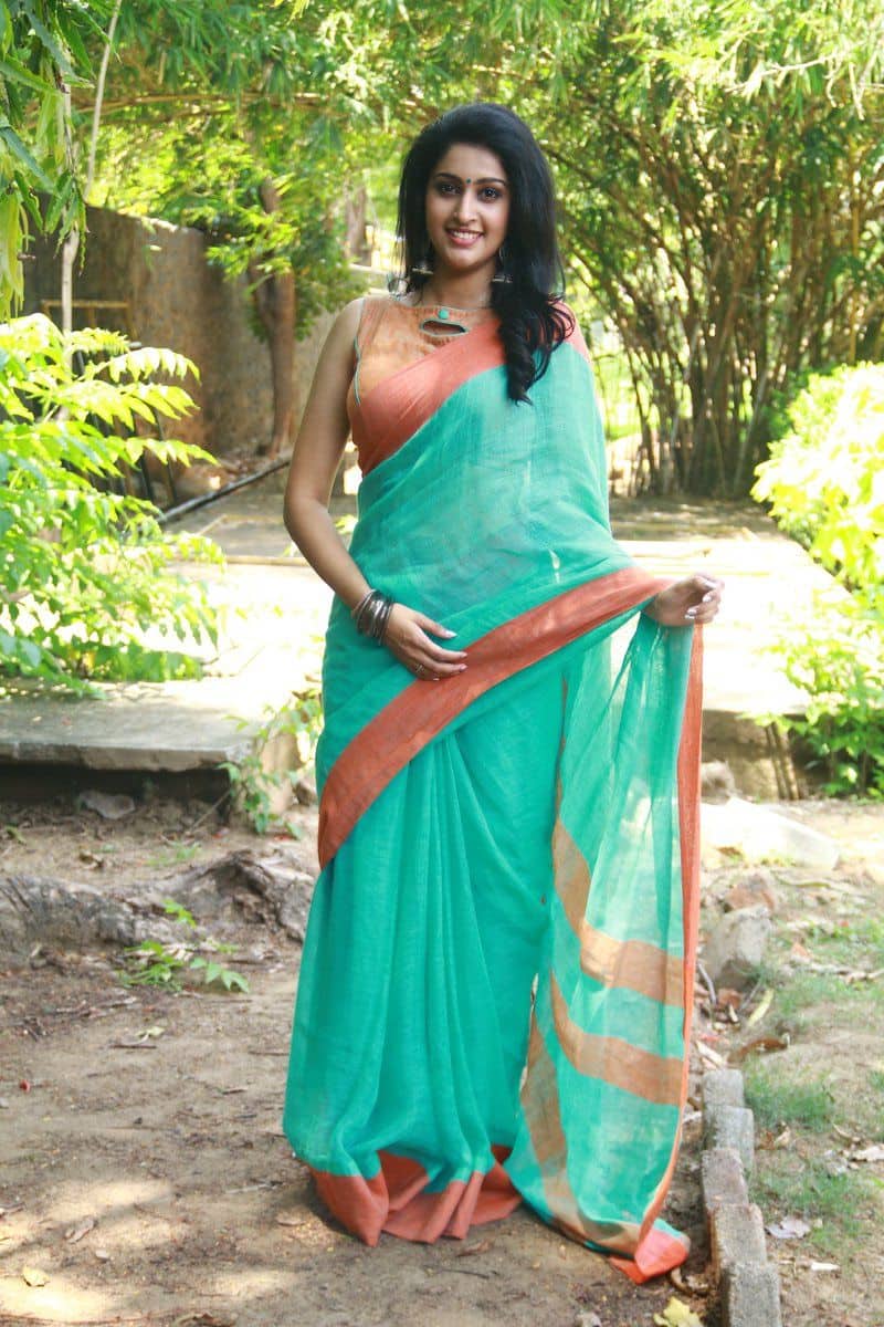 Karuppan movie actress Tanya Ravichandran Short Dress Slim Look Photo Shoot