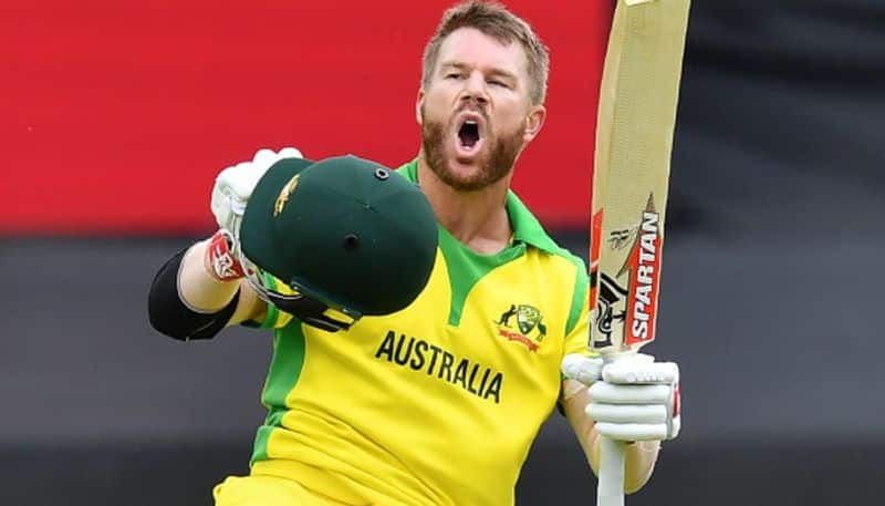 World Cup 2019 David Warner gives Man-of-the-match trophy young fan