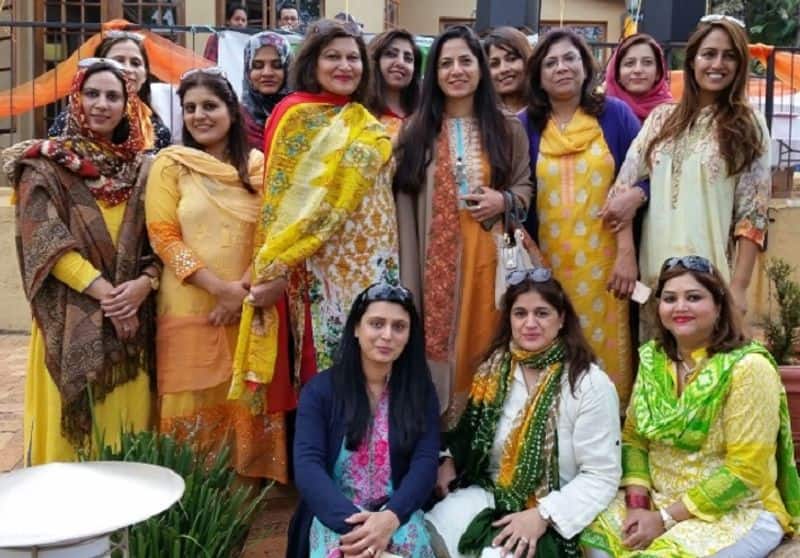 pakistan ladies marraige and  sold other people