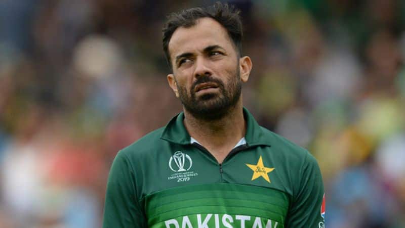 wahab riaz did saliva and umpires cleaned the ball with sanitizer