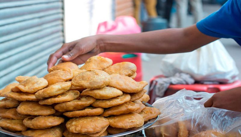 Uttar Pradesh: Petty snack shop owner earns Rs 60 lakh annually, stuns