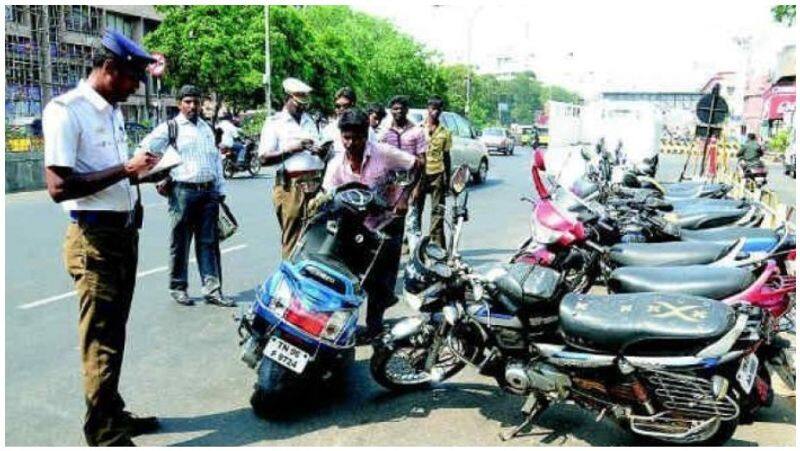 chennai trafic police in helmet issue
