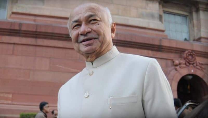 Will Sushil Kumar Shinde be the next president of the Congress party