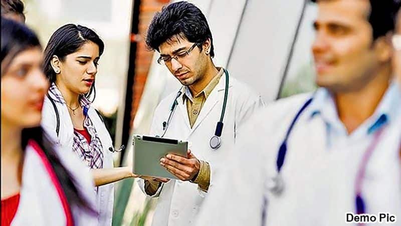 The government is exploiting the work of trainee doctors .. Students are questioning the future.