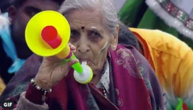 indian skipper virat kohli gave tickets to old lady fan for remining world cup matches