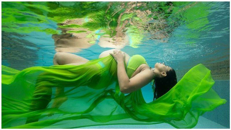 Actress Sameera Reddy Share Stunning Bikini Pictures on Her Pregnancy Belly
