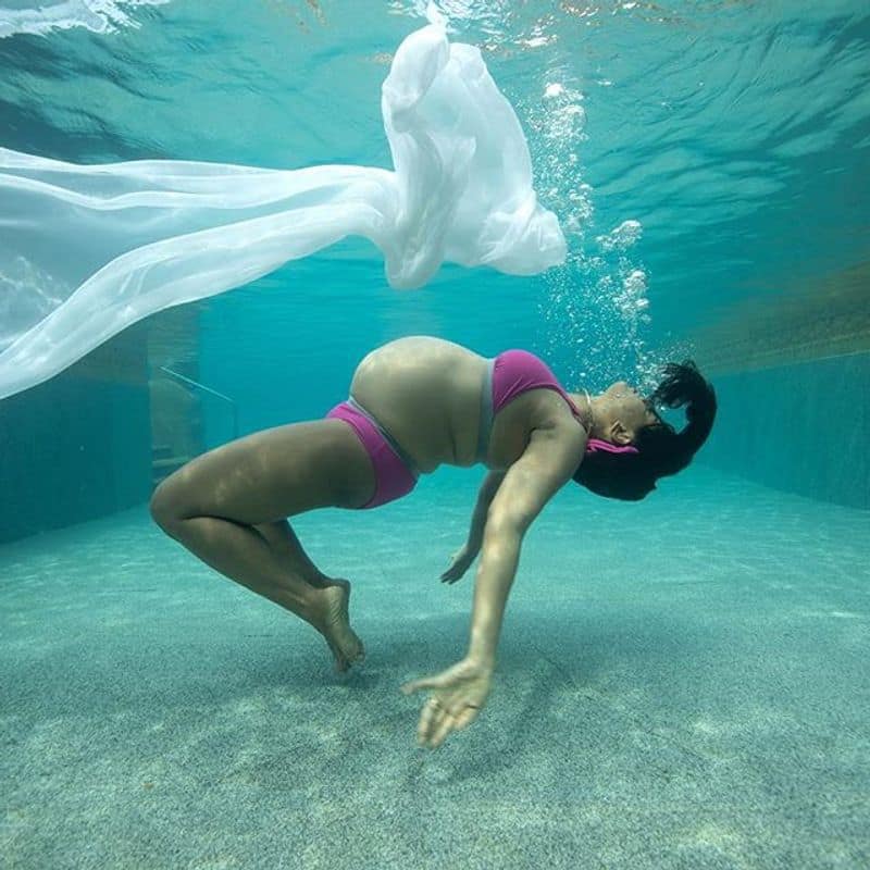 Actress Sameera Reddy Share Stunning Bikini Pictures on Her Pregnancy Belly