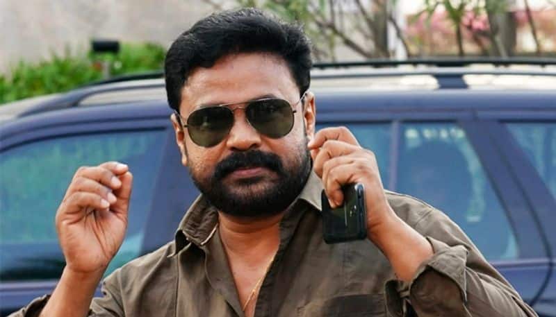 dileep to be a journo in next joshiy movie?