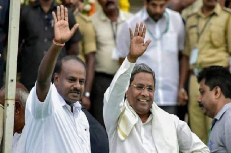 Karnataka assembly speaker refused to resignation of rebel MLA
