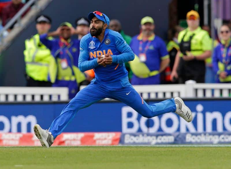 indian team fielding coach sridhar picks jadeja as the best fielder in last decade