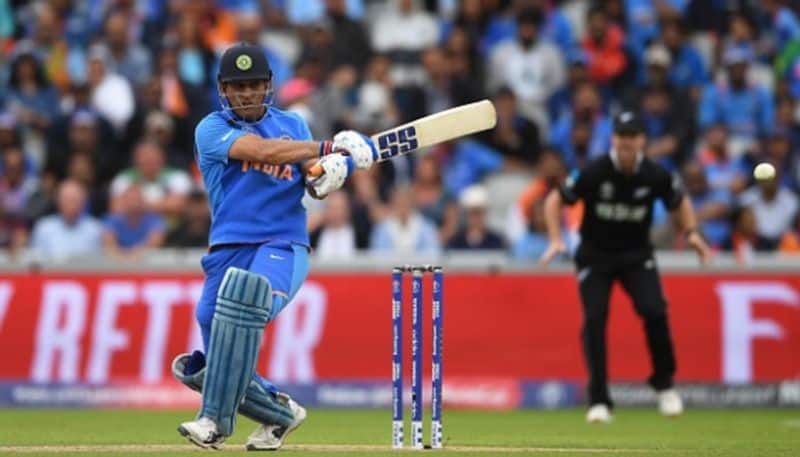 World Cup 2019 Virat Kohli faces question on MS Dhoni retirement