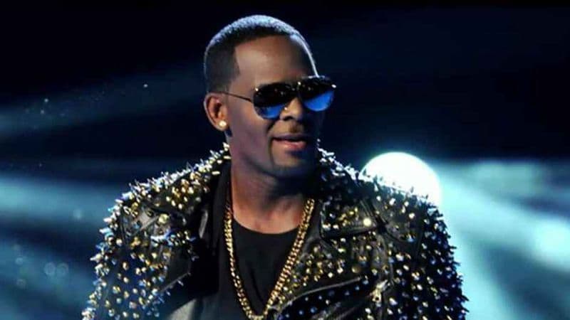 Pop star R. Kelly arrested again in Chicago on federal sex charges