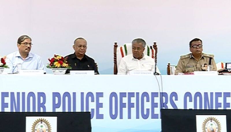 pinarayi vijayan against kerala police