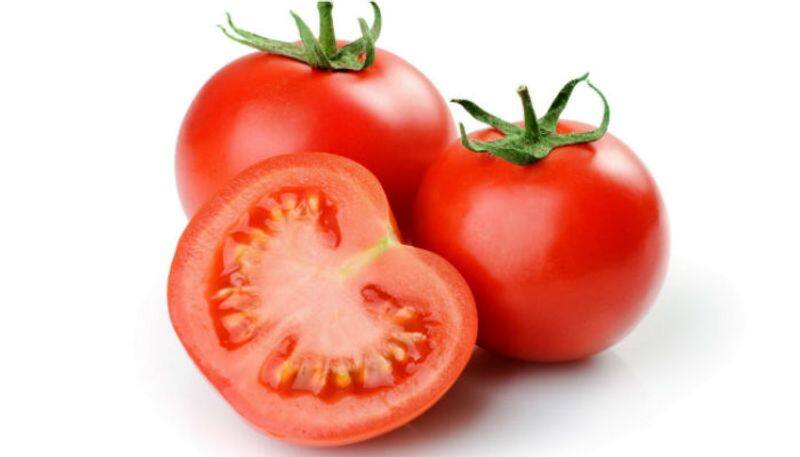 tomato face pack to brighten face skin