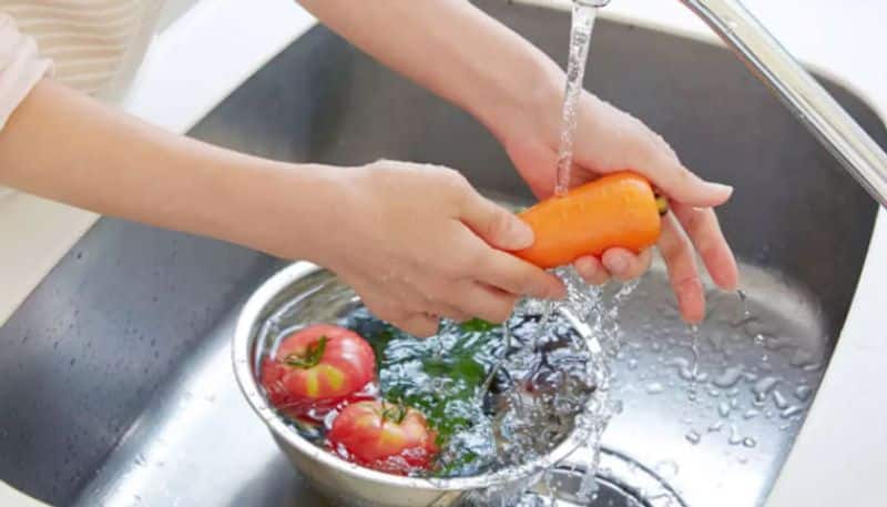things to care when washing vegetables and fruits