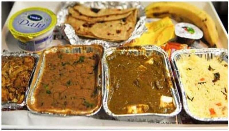 saravana bhavan deficiency in service food poisan