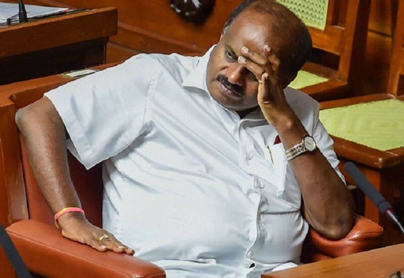 Karnataka congress plea to Governor to dismiss the Yeddyurappa government