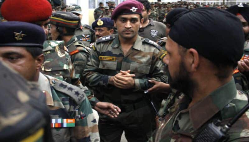 dhoni starts army parachute regiment