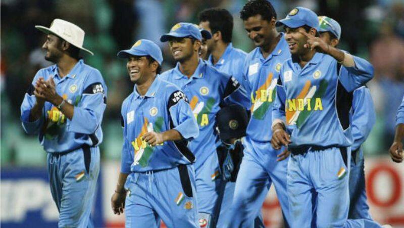 ganguly picks 3 current players for 2003 world cup team