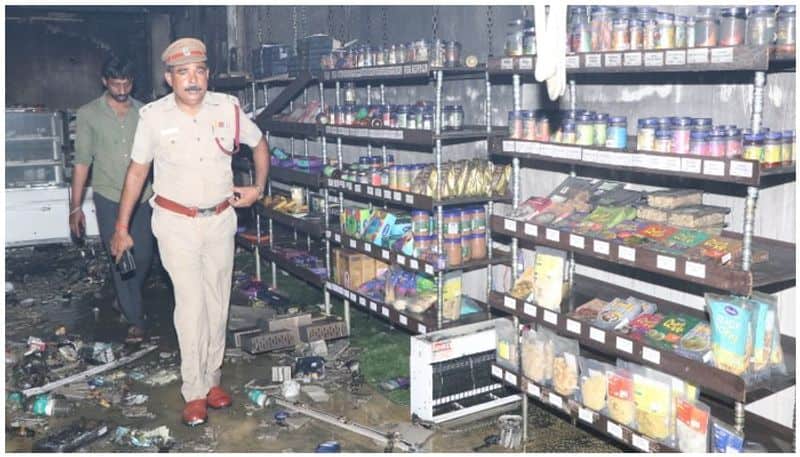 Fire in famous dessert - lakhs of products destroyed