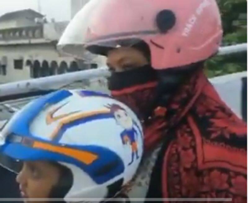 vaiyapuri awareness for helmet in virugampaakkam street