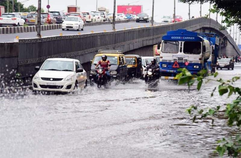 Maharashtra rains: 16-year-old washed away in flood; heavy downpour expected to continue