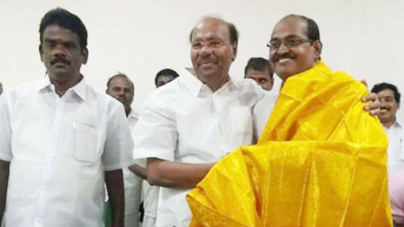 When the world is destroyed, everyone gathers ... Ramadoss call