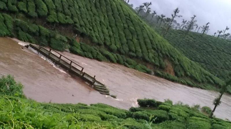 tamilisai raised voice against a rasa on behalf of nilgiri  flood issues