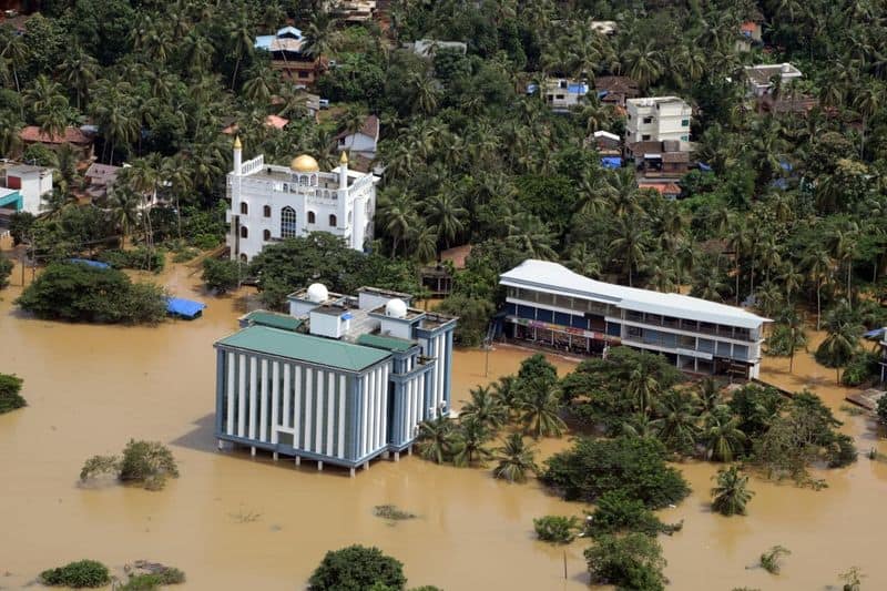 Kerala monsoon death toll touches 72 Karnataka relocates those living near dams