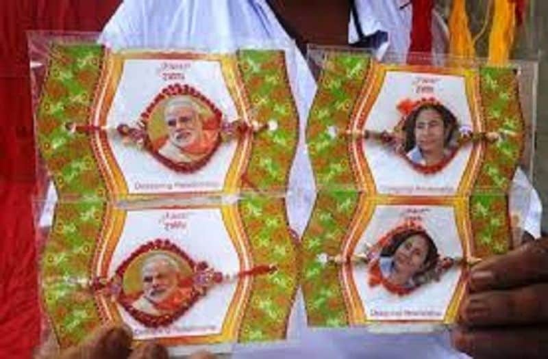 "Rakhi War" started in West Bengal, Modi-Mamta and Jayashree Ram Rakhi are being sold