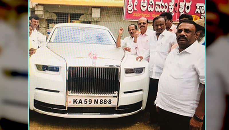 Disqualified Karnataka MLA MTB Nagaraj drives home Rolls Royce Phantom