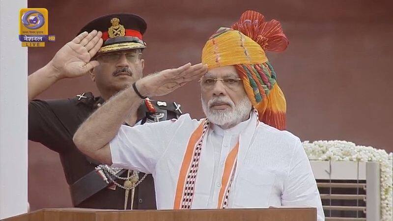 Prime Minister Narendra Modi unfurls the tricolour at Red Fort.
