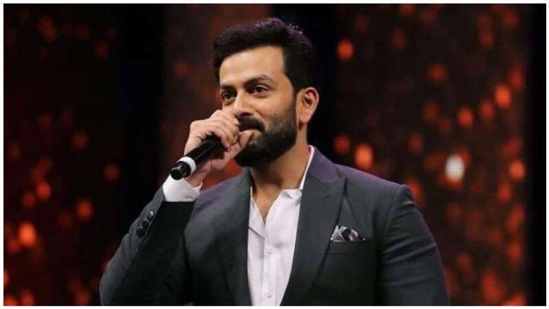 actor prithviraj asks helps for kerala people who are suffering in flood