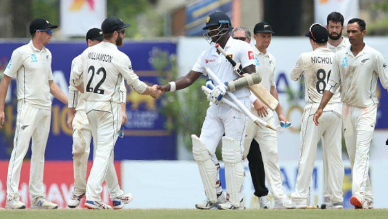 new zealand beat sri lanka by innings and 65 runs in second test