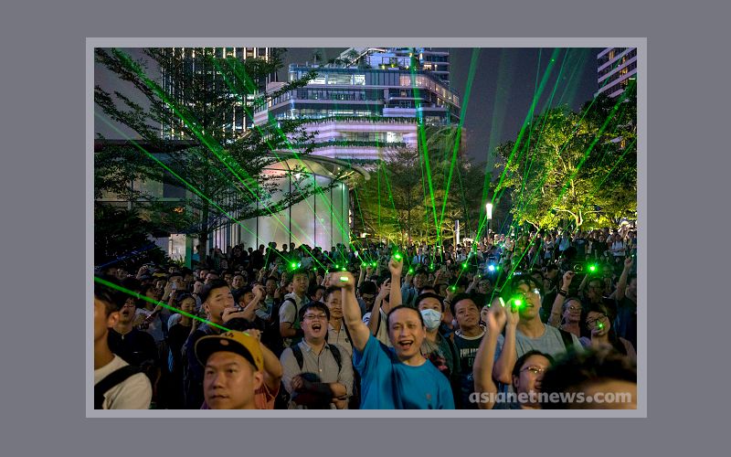 How Hong Kong Protesters Evade Surveillance With Tech