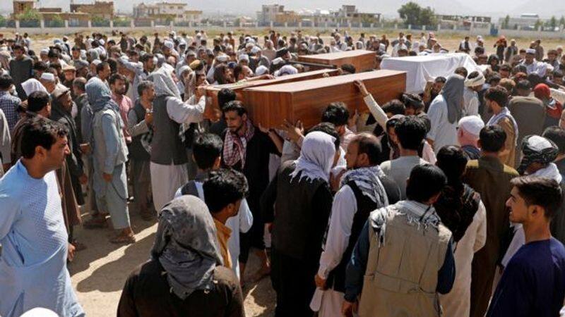 bomb kills 63 in kabul