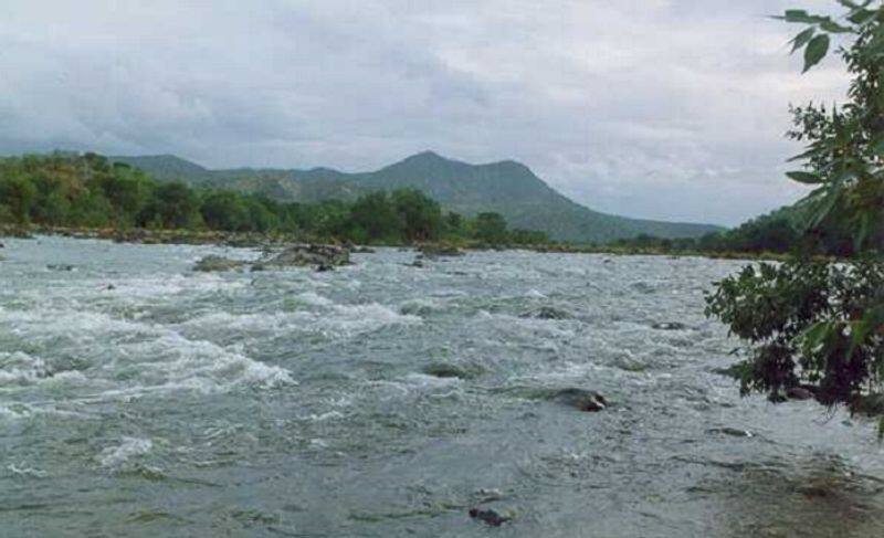 college girl her friend died in thamirabarani river