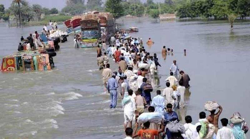 Pakistan and India on  the edge of a water war