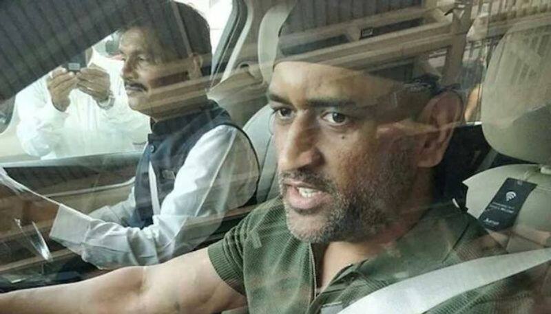 Viral Video: MS Dhoni Spotted In Jaipur Sporting A New Look