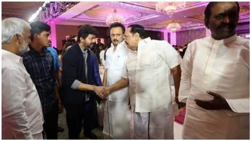 actor Vijay joined the DMK The AIADMK has no damage