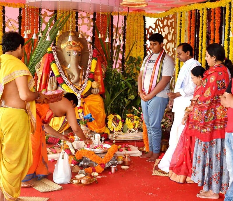 cm kcr performing ganesh puja at pragathi bhavan