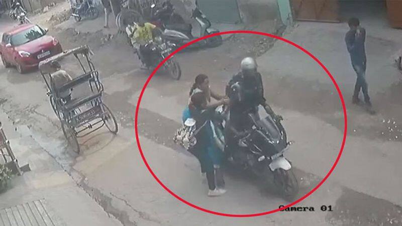 andhra pradesh cell phone snatchers arrest in chennai