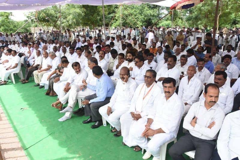 cheruku muthyam reddy funeral completed