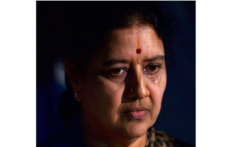 Sasikala lent Rs.237 crores 6 paise interest on converting invoice