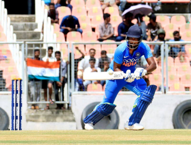 Those 2 Innigs helps Sanju Samson to enter Indian team
