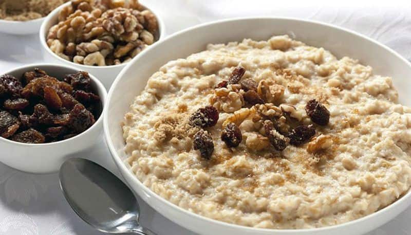 recipe of oatmeal which can be a healthy breakfast