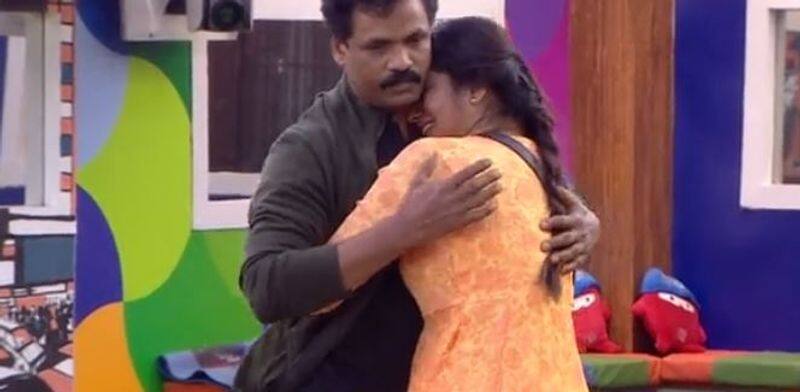 small girl share the pesonal father touch in bigboss