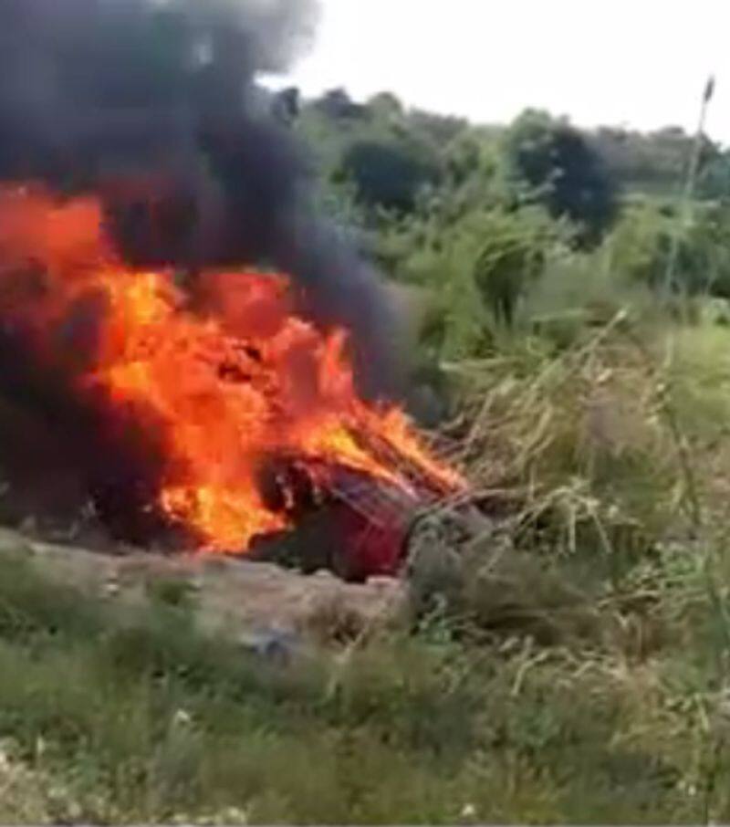car catches fire and people burnt alive